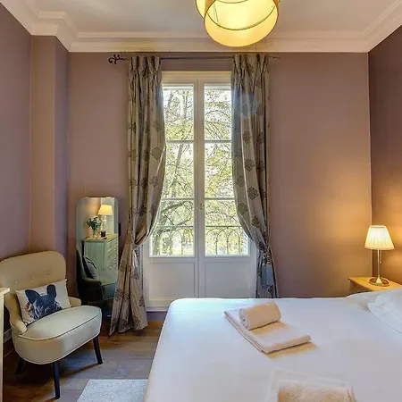 Familial 2 Chambres, 2 Salles De Bains トゥール