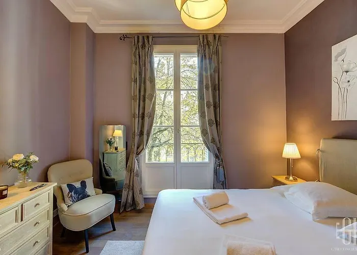 Familial 2 Chambres, 2 Salles De Bains 투르